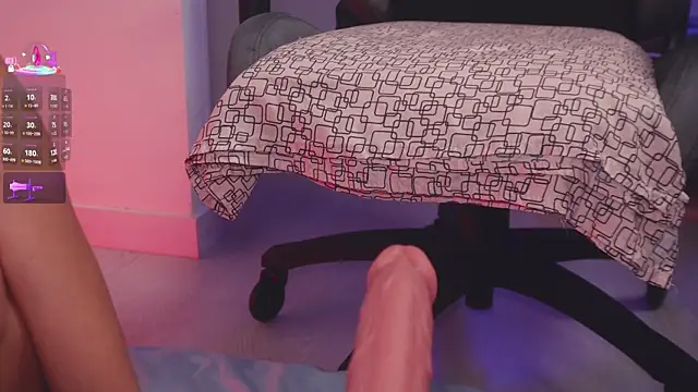 Chat XXX en directo de little-eli