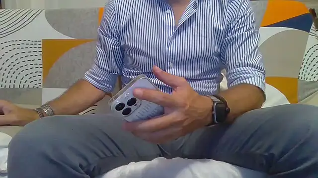 Eroshotlicker Webcam show