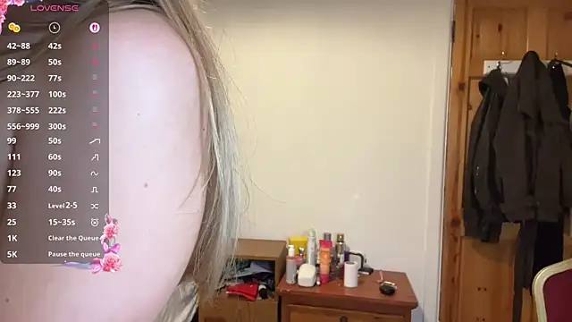 Živý XXX chat dewlullaby