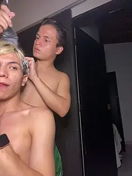 _Leo_Boy Webcam Show
