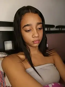 Zoe_Sweett18 Live XXX Chat