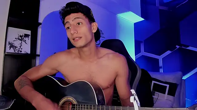 MaxiimoRomano_ live XXX chat
