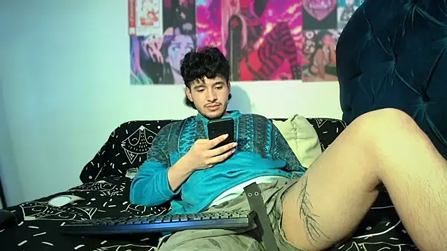 Chat +18 de ZOREN33 ao vivo