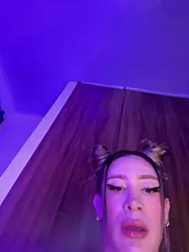 Czat XXX na żywo – bunny_bicht
