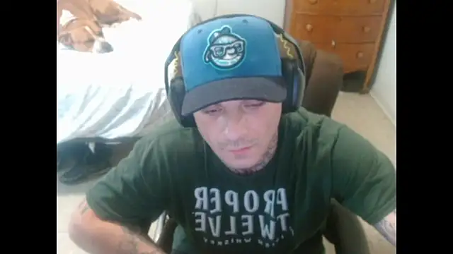 XXX chat uživo modela DADDY_KANE8---