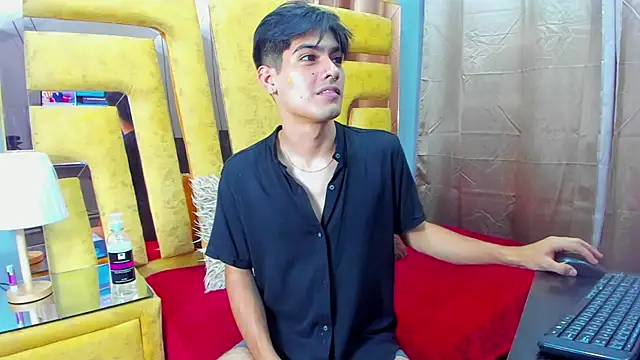 Chat XXX en directo de TaylerCruz