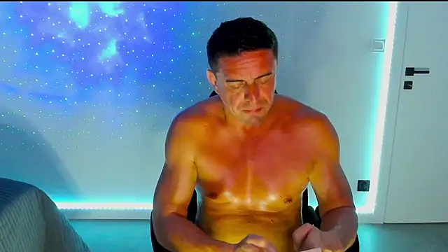 XXX chat uživo modela BadBoyVibes84