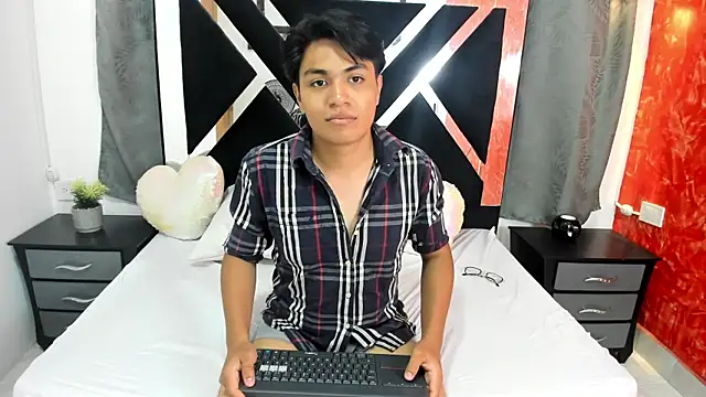 NicoVega69 Webcam Show