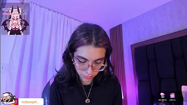 Živý XXX chat Molly_A