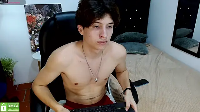 Živý XXX chat Marcoviolet