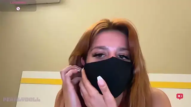 Pearlydoll live XXX chat