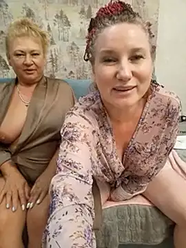 Sweet4104 élő XXX-chatje