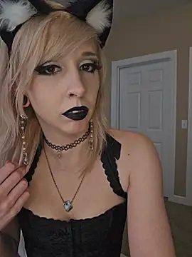 XXX chat uživo modela AmethystFoxx