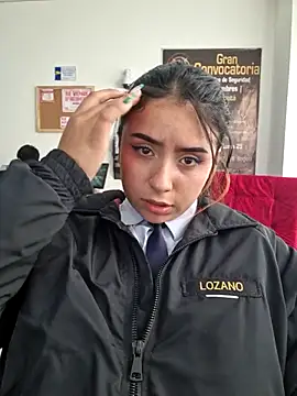 Angela__05 élő XXX-chatje