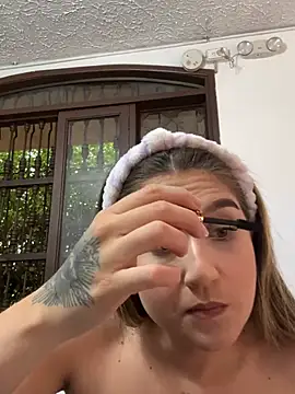IsabelleMilan লাইভ XXX চ্যাট