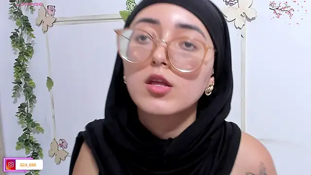 Онлайн чат XXX aysel_elid