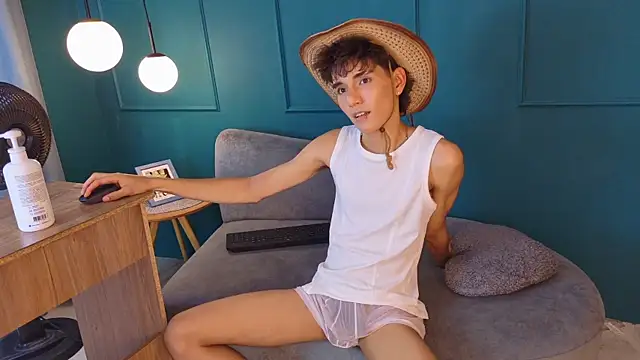 Онлайн чат XXX christopher_robin4