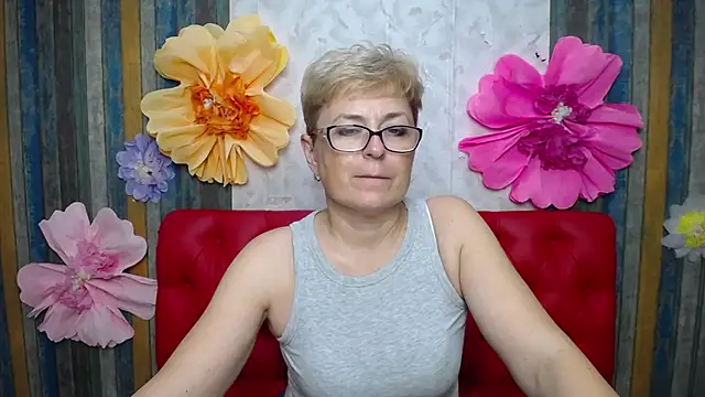 EmiliaGree's Webcam Show