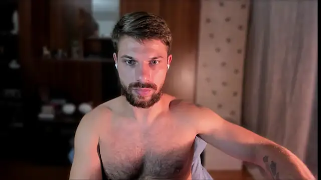 Tony_Wolf লাইভ XXX চ্যাট