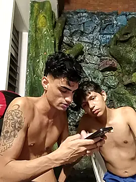 Chat XXX ao vivo de Limitless_boy
