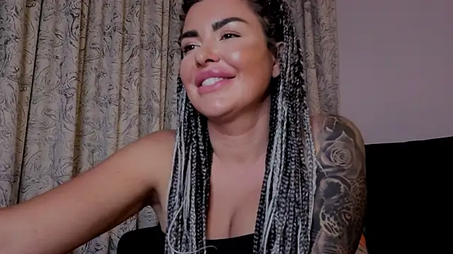 SiennaLove888's Live XXX Chat