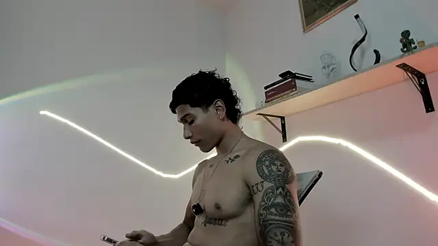 srghost333 Chat XXX in diretta