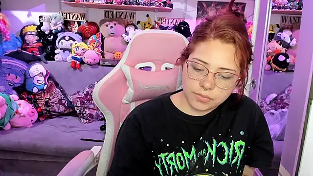 צ'אט XXX בשידור חי של soficammy
