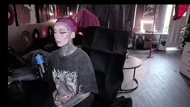 bambitatted Live XXX-chat