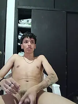 XXX chat uživo modela H3ll_B0Y_