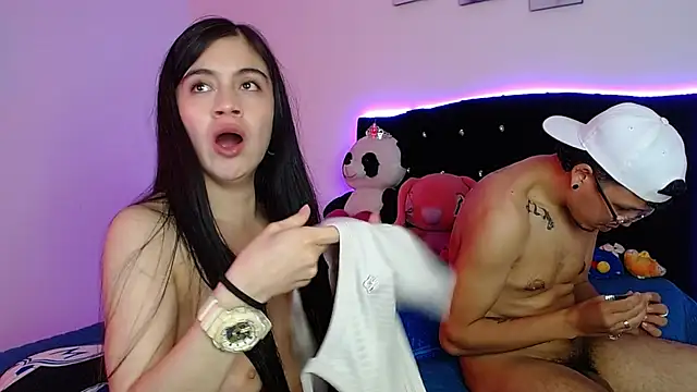XXX chat uživo modela Bonny_Bonss