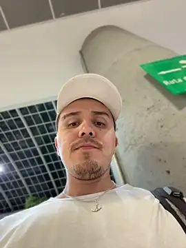 Chat XXX Live adam-rivera