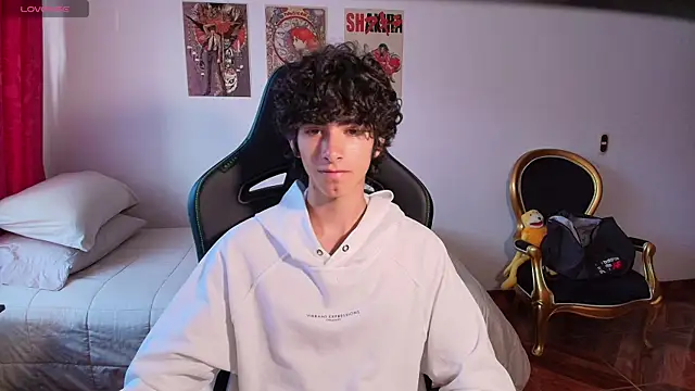 Онлайн чат XXX Nude_Boy18