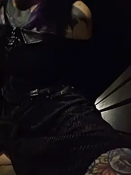 Živý XXX chat Purple_Coffin666
