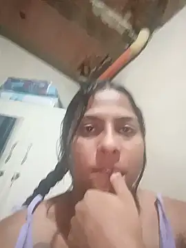 Chat XXX ao vivo de Giselabrunette25
