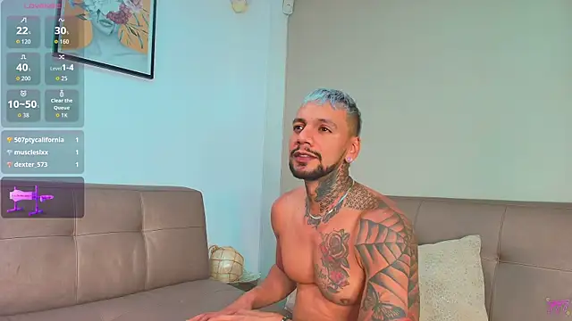 Živý XXX chat Valentiinoss