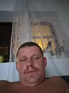 zagi3m23 élő XXX-chatje