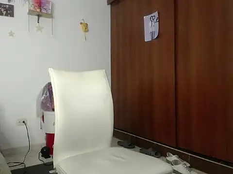 Moon_lunita Adlı Modelin Canlı XXX Sohbeti