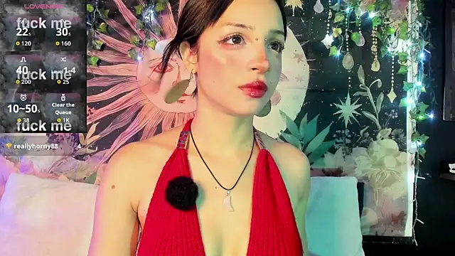LaxiViolet Adlı Modelin Canlı XXX Sohbeti