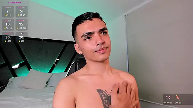 NicoKingg1_ Show Webcam