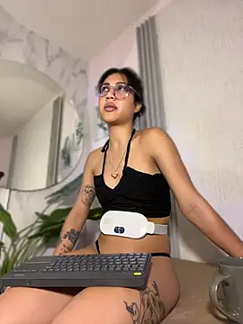 צ'אט XXX בשידור חי של Nia_lobo