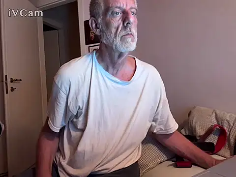 PierPesaroX Chat XXX live