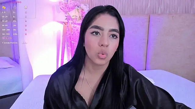 Show modela _kyraa_ na web-kameri