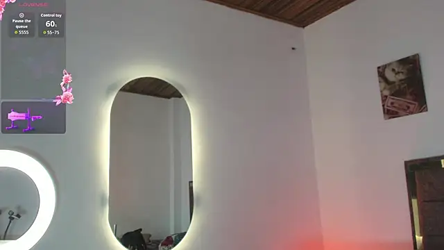 MiaX12 Chat XXX live