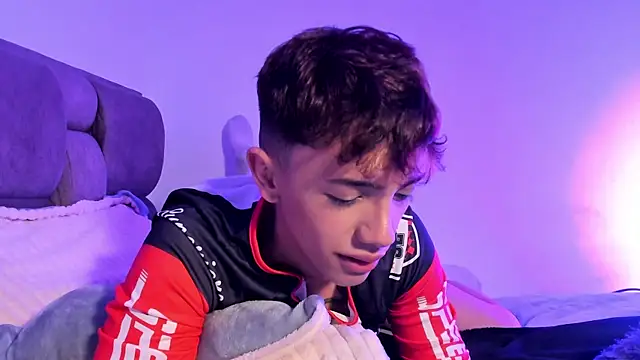 Chat +18 de Timothy_ros ao vivo