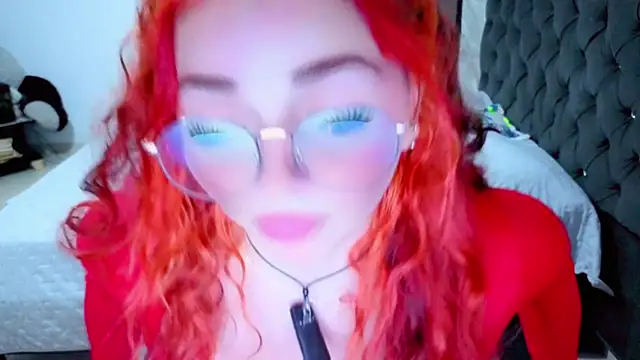 XXX chat uživo modela Alexatexa2929