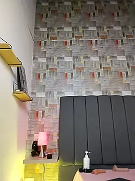 Chat +18 de whitney_brown_ ao vivo