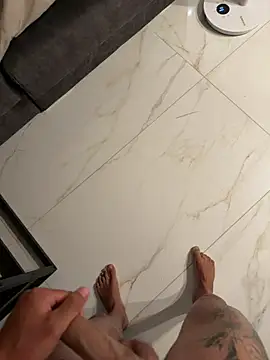 HiddenCouple21's Live XXX Chat