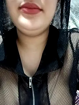 mimi_farwla Adlı Modelin Canlı XXX Sohbeti