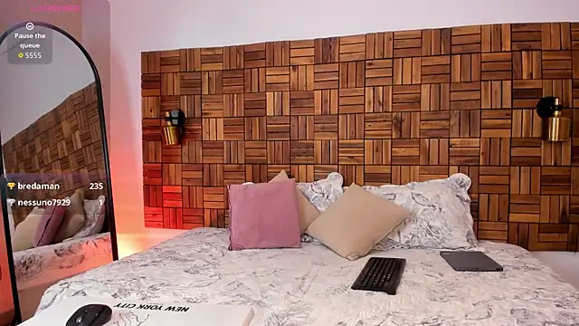 Chat +18 de madydoll_ ao vivo