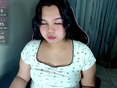 Webkamerová show urasian_prettyrica